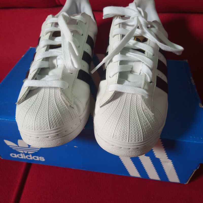 Tênis Adidas Superstar