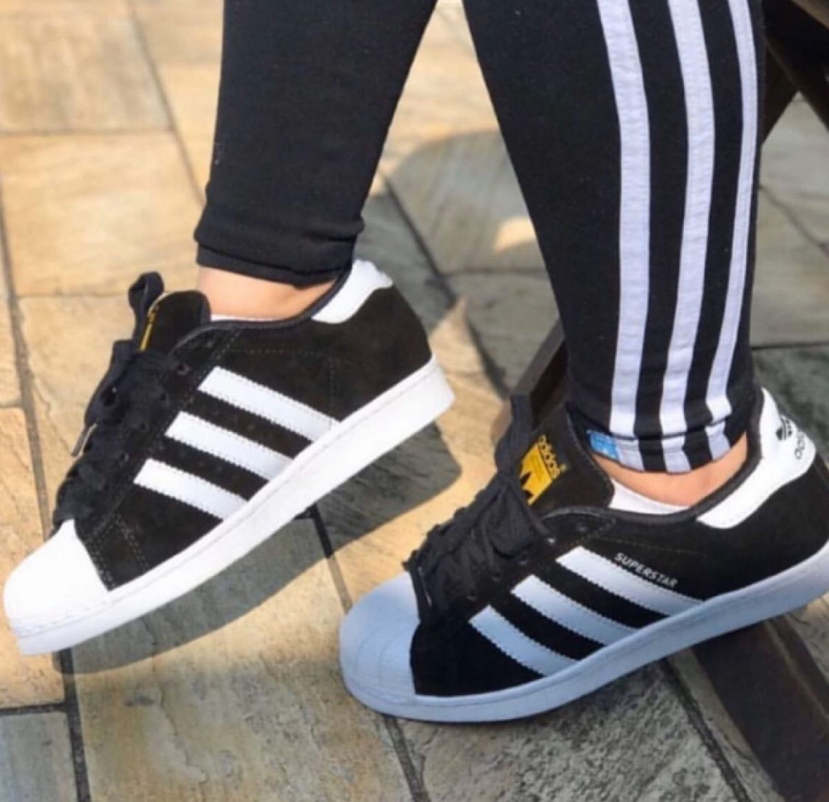 tenis adidas superstar preto camurça