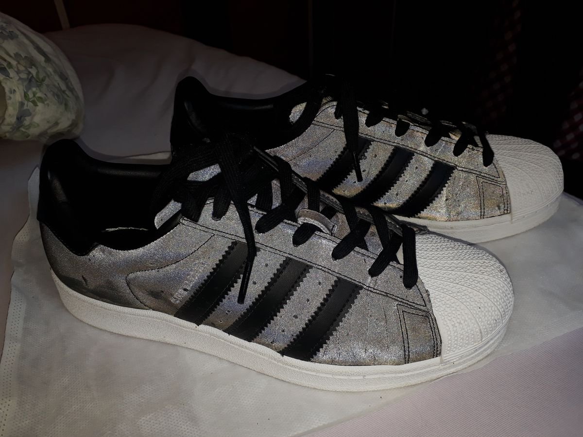 tenis adidas superstar refletivo