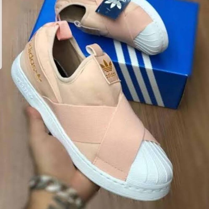 Tenis adidas hot sale slip on nude