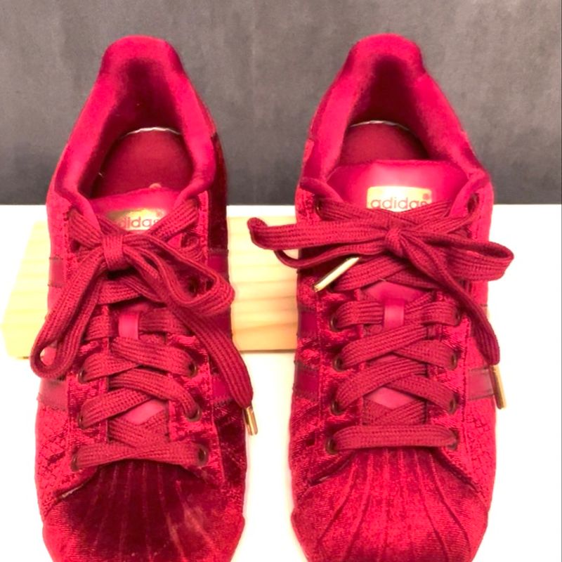 Adidas superstar deals velvet red