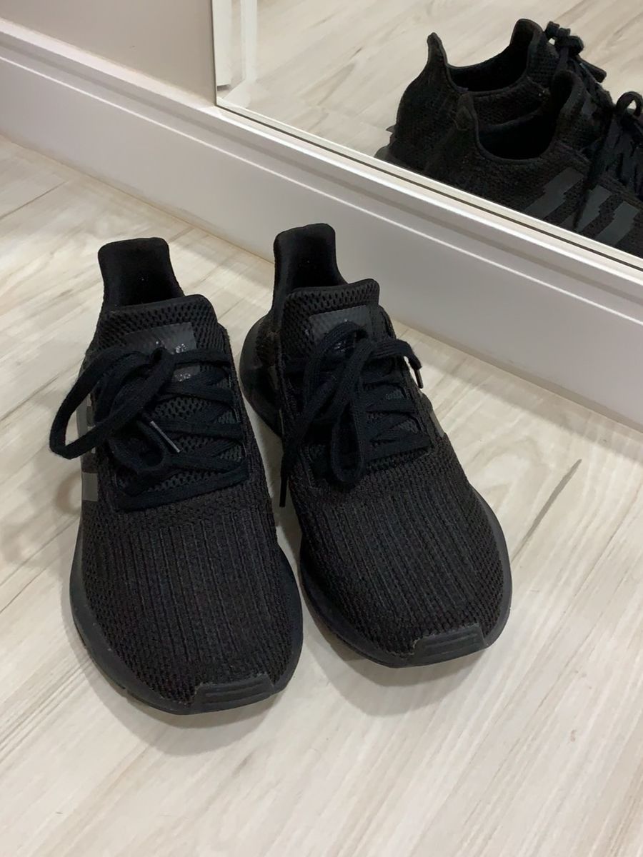 adidas swift run preto e branco