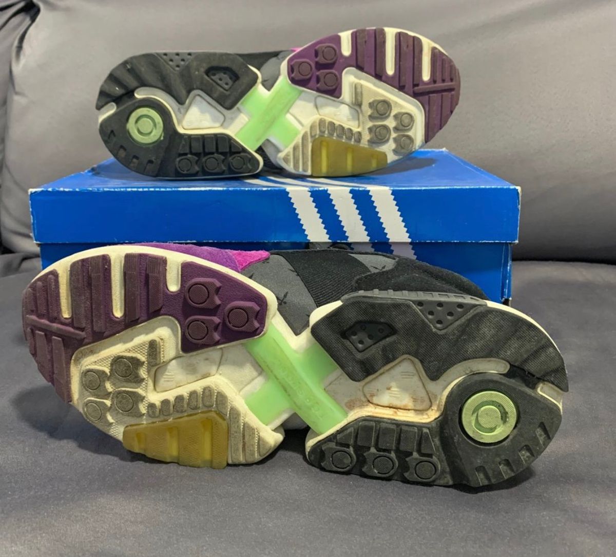 jiji8787 Adidas Tênis x Hey Tea ZX 7000 A-ZX | Branco | FARFETCH BR