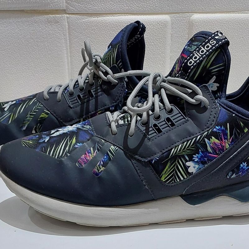 Adidas tubular hot sale runner floral