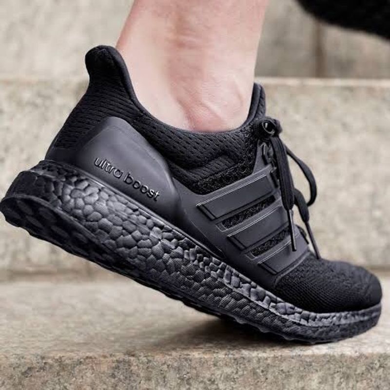 T nis Adidas Ultra Boost Preto Tam 40 Anti Impacto Academia e Corrida Envio Imediato T nis Masculino Adidas Nunca Usado 39706109 enjoei