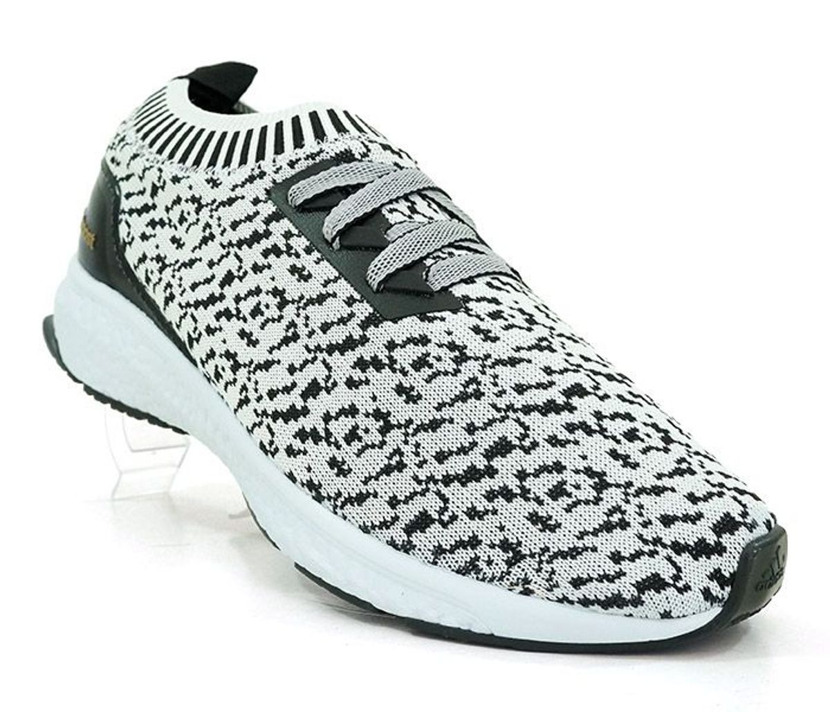 ultraboost uncaged branco