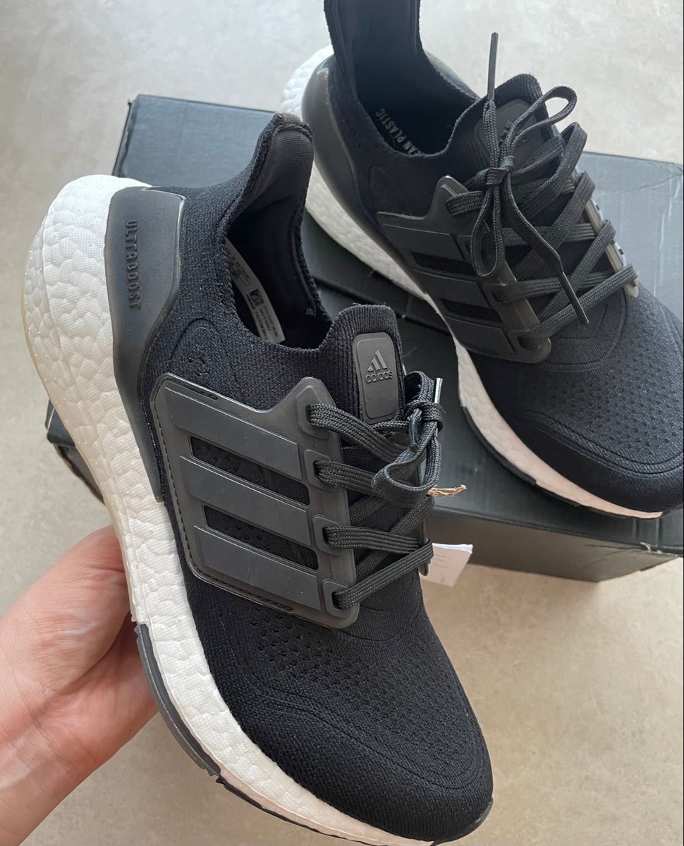 Adidas ultra 2024 boost tamanho 44