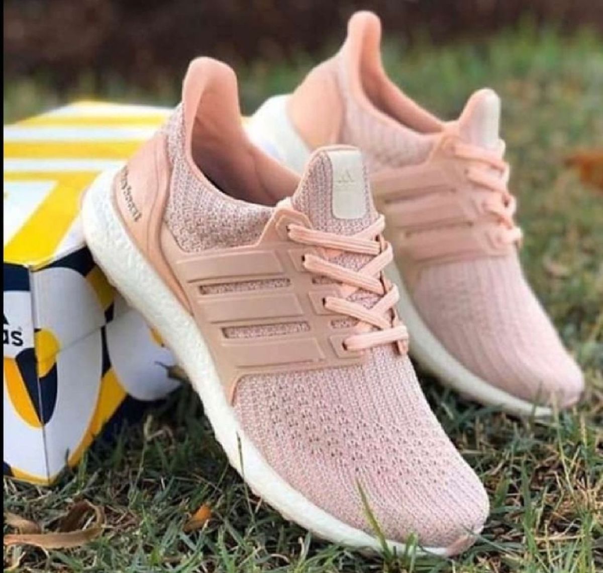 Tênis Adidas Ultraboost Feminino Novo com Caixa Tênis Feminino Adidas