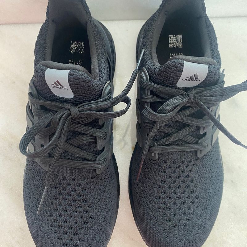 adidas gazelle silver green womens Womens Ultraboost 1.0 Running Shoes Black 7 Casual