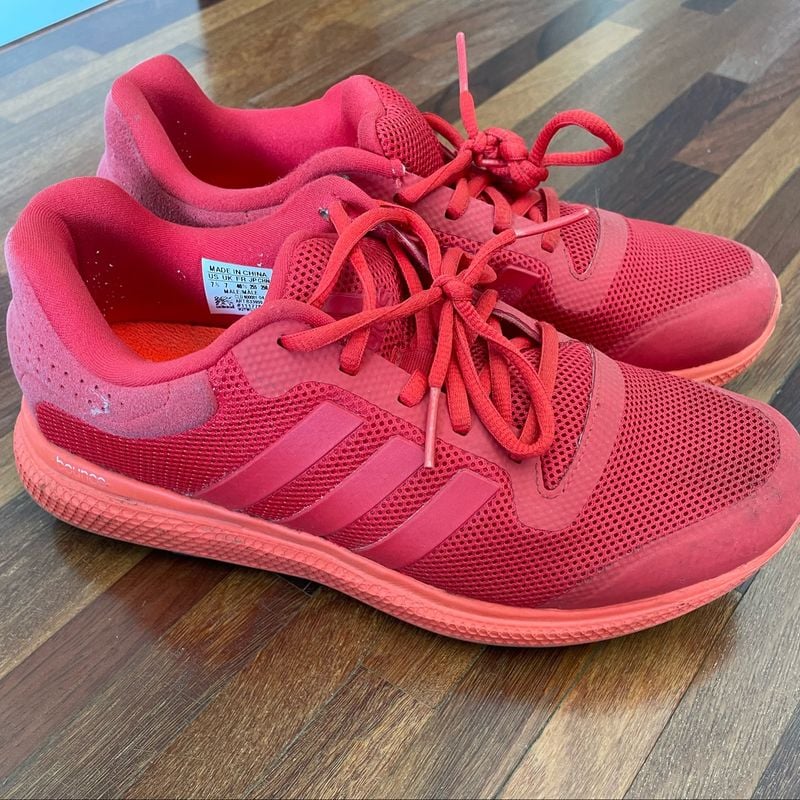 Adidas vermelho 2025 china woman