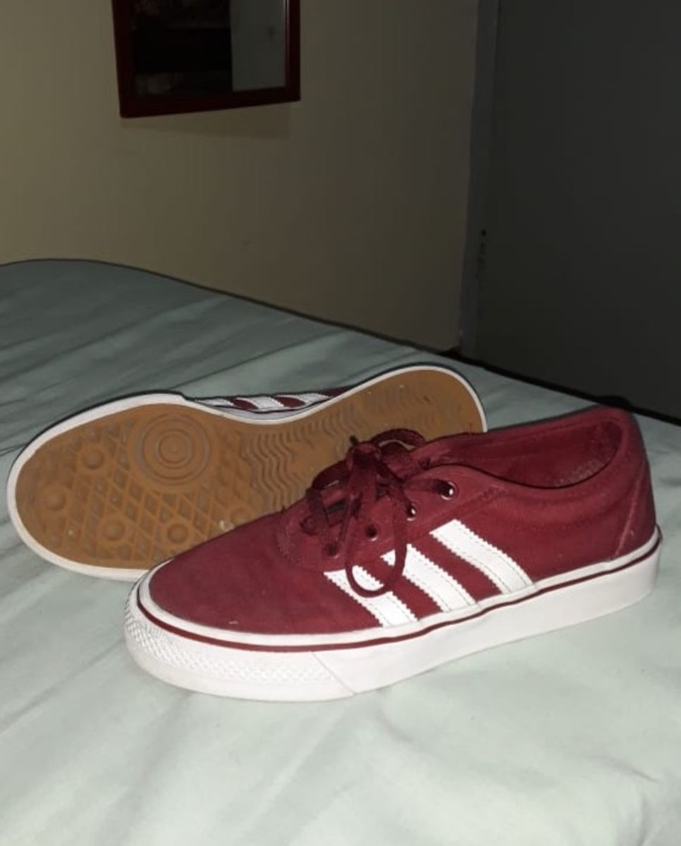 tenis feminino adidas vinho