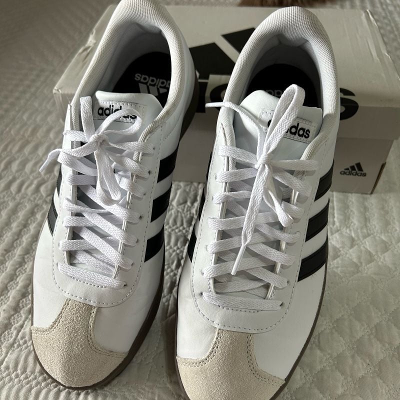 Tênis Adidas Vl Court Base - Branco e Bege - Original Parecido com