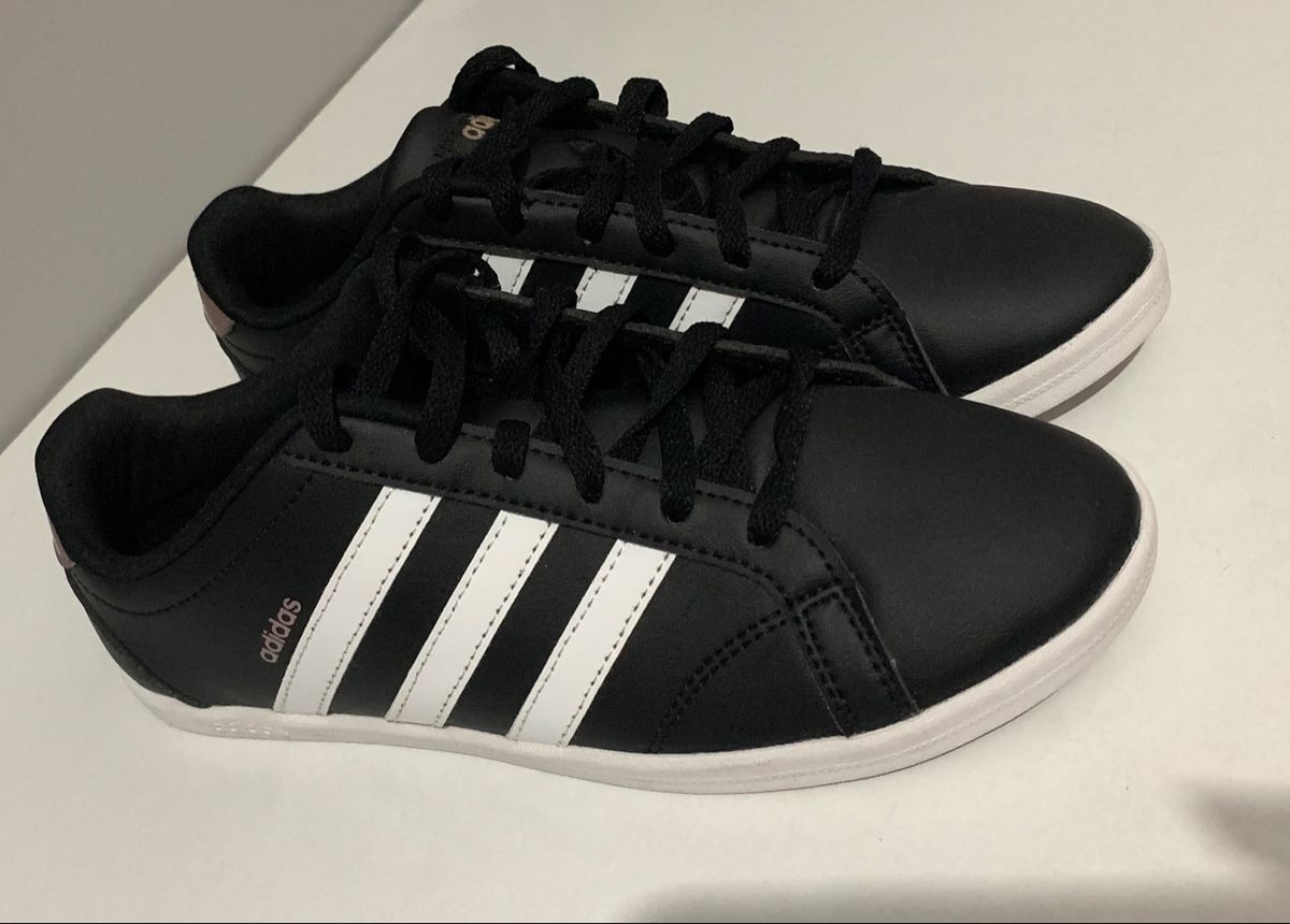 tenis adidas feminino coneo