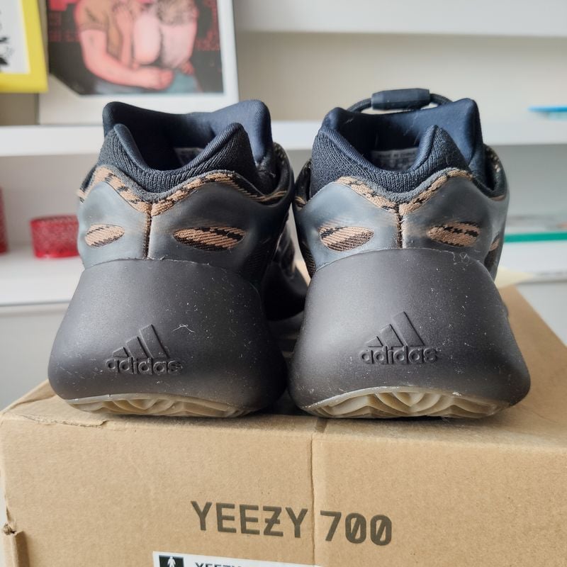 Adidas yeezy 700 marron online