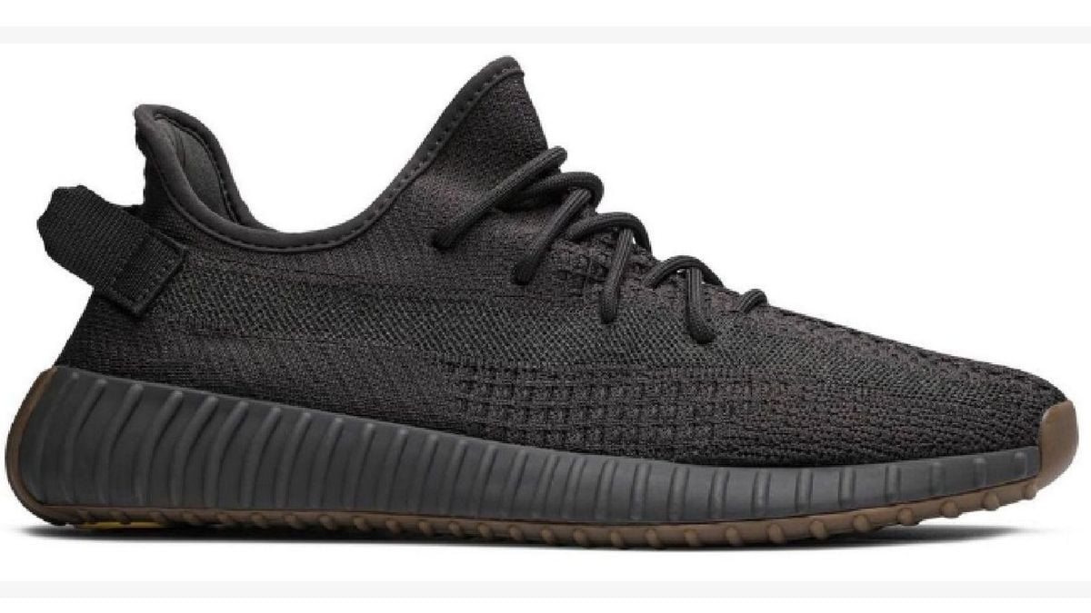 yeezy preto