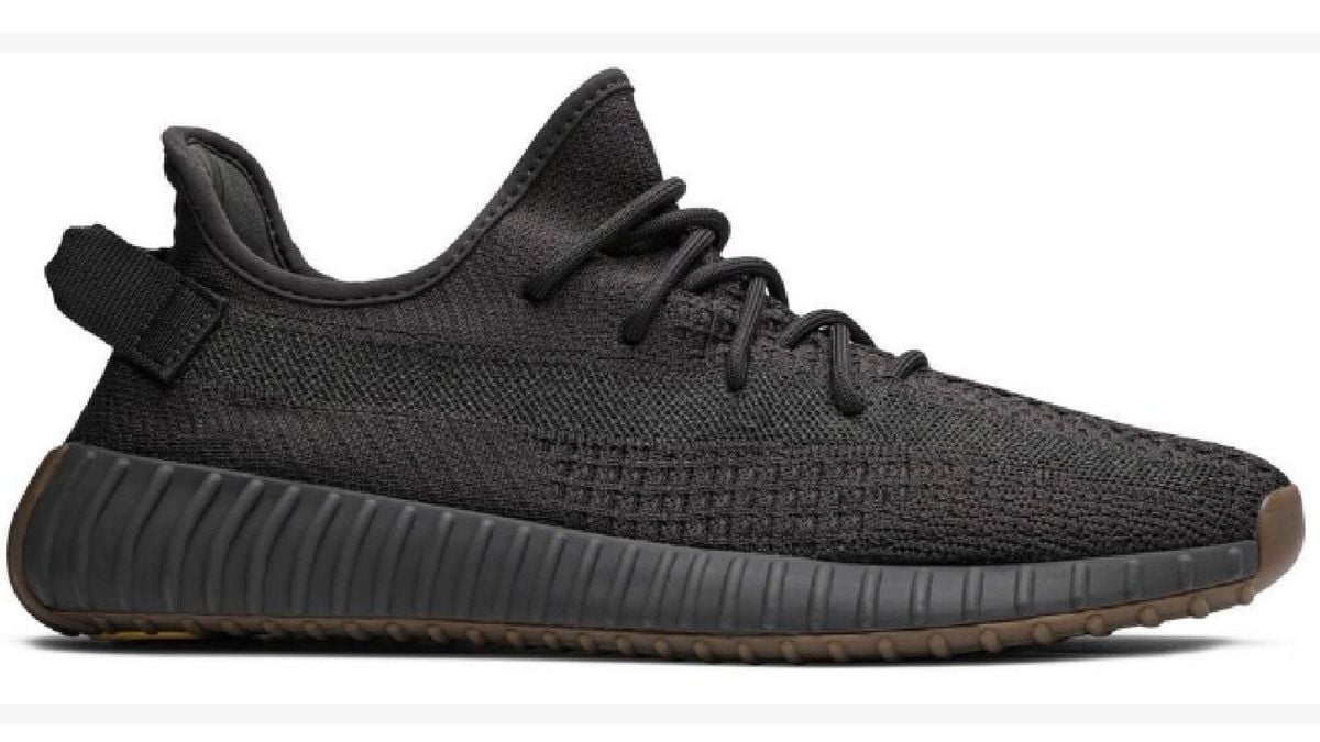 yeezy boost 350 v2 preto