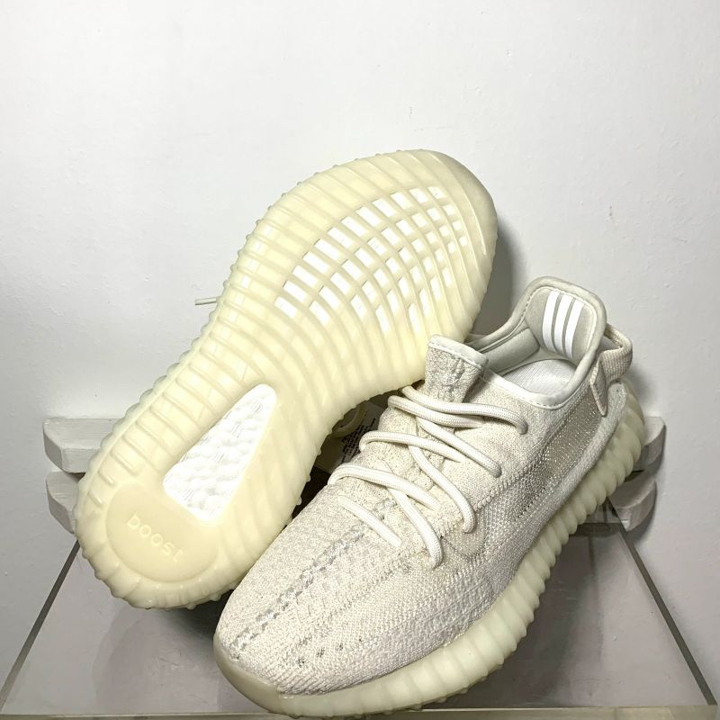 Tenis Adidas Yeezy Boost 350 V2 Tamanho 36 Adidas Nunca Usado 107402595 enjoei