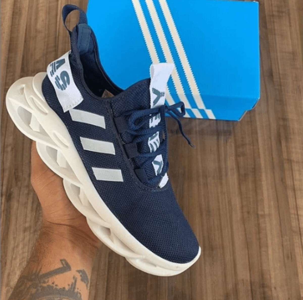 tenis adidas boost azul