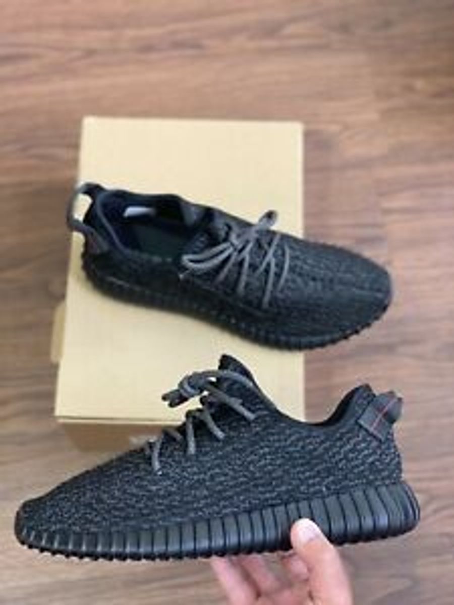 adidas yzy preto