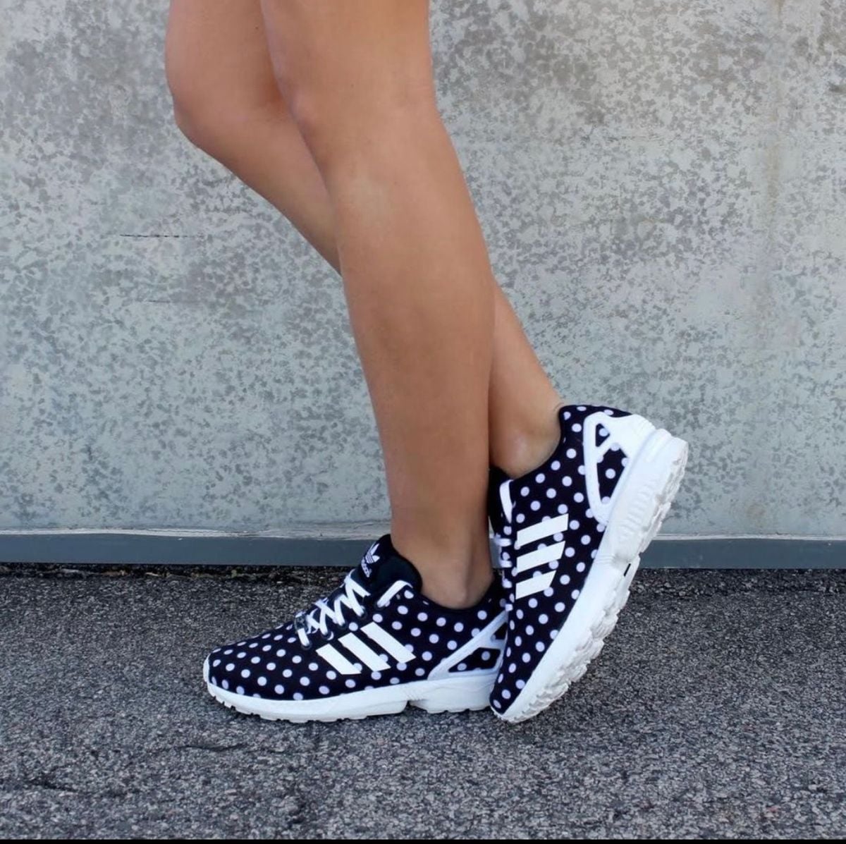 Tênis Adidas Zx Flux Polkadot Póa Preto e Branco | Tênis Feminino