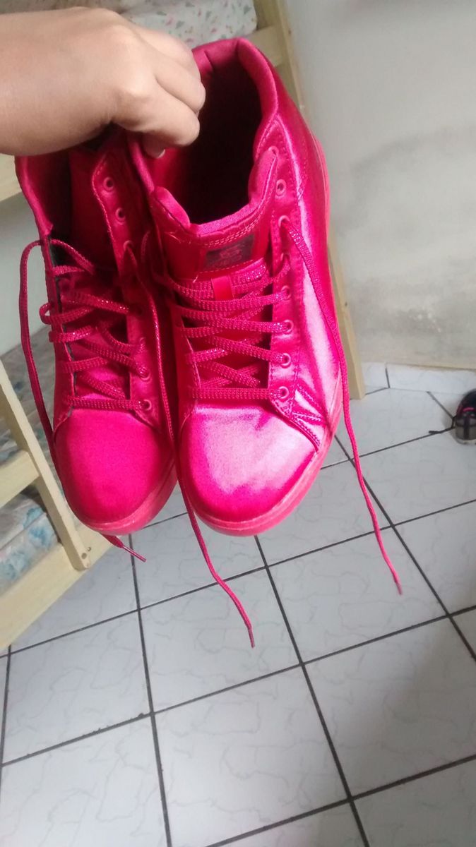 tenis adidas rosa choque