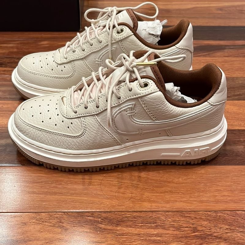 Air store force luxe