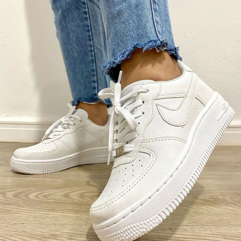 Tênis Feminino Branco com Dourado Esportivo Tenis Feminino