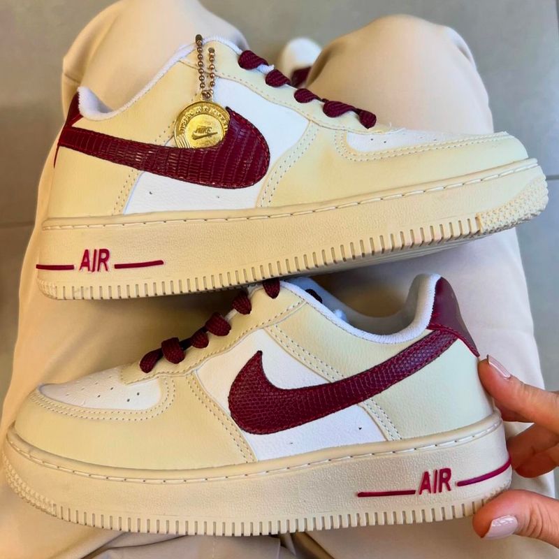 Tênis Air Force One Tam 38 Medalha Vinho Edição Limitada Envio Imediato  Brinde Exclusivo Tênis Feminino Nunca Usado 102054981 enjoei