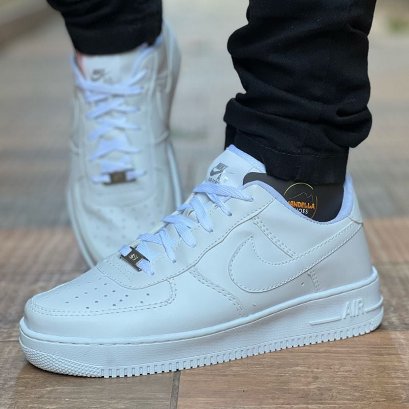 Air force one low white 2024 on feet