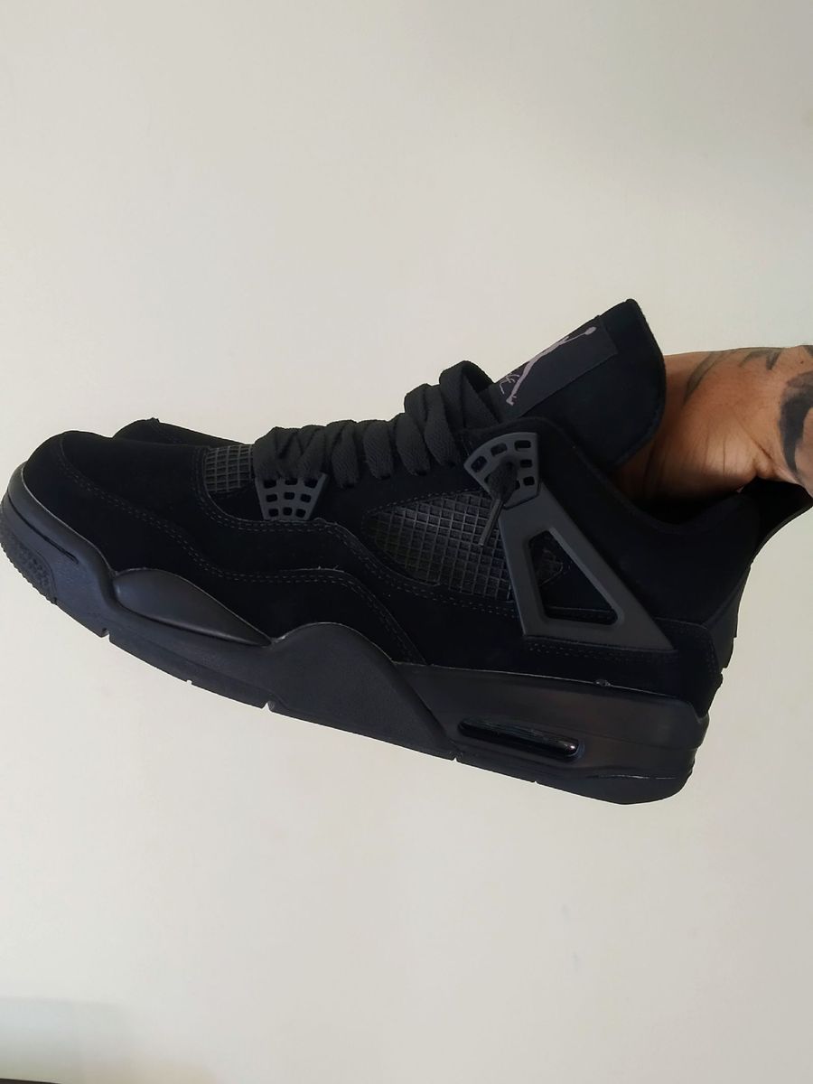 air jordan 4 preto e dourado