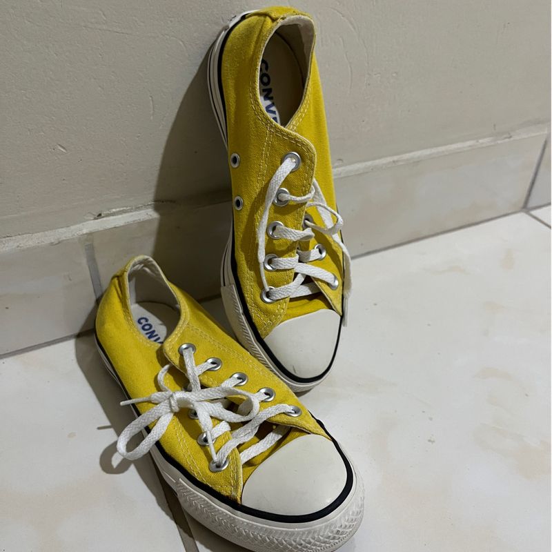 Converse amarelo best sale