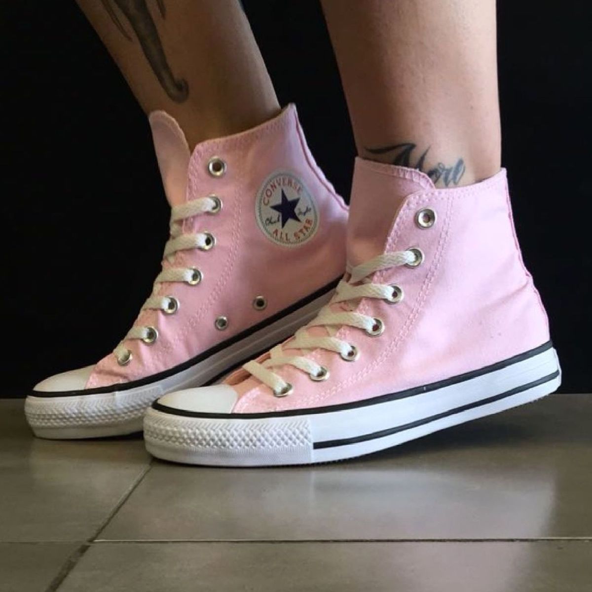all star rosa claro cano medio