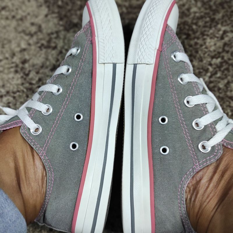 Converse cinza shop e rosa