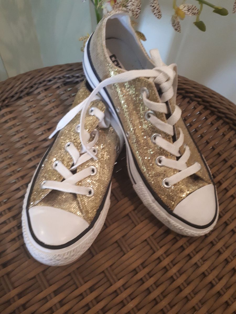 tenis all star converse dourado