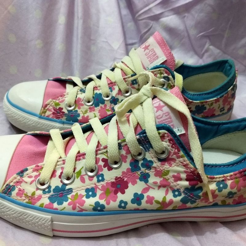 T nis All Star Converse Rosa Azul Estampa Flor Colorida 39 T nis Feminino All Star Converse Nunca Usado 29080675 enjoei