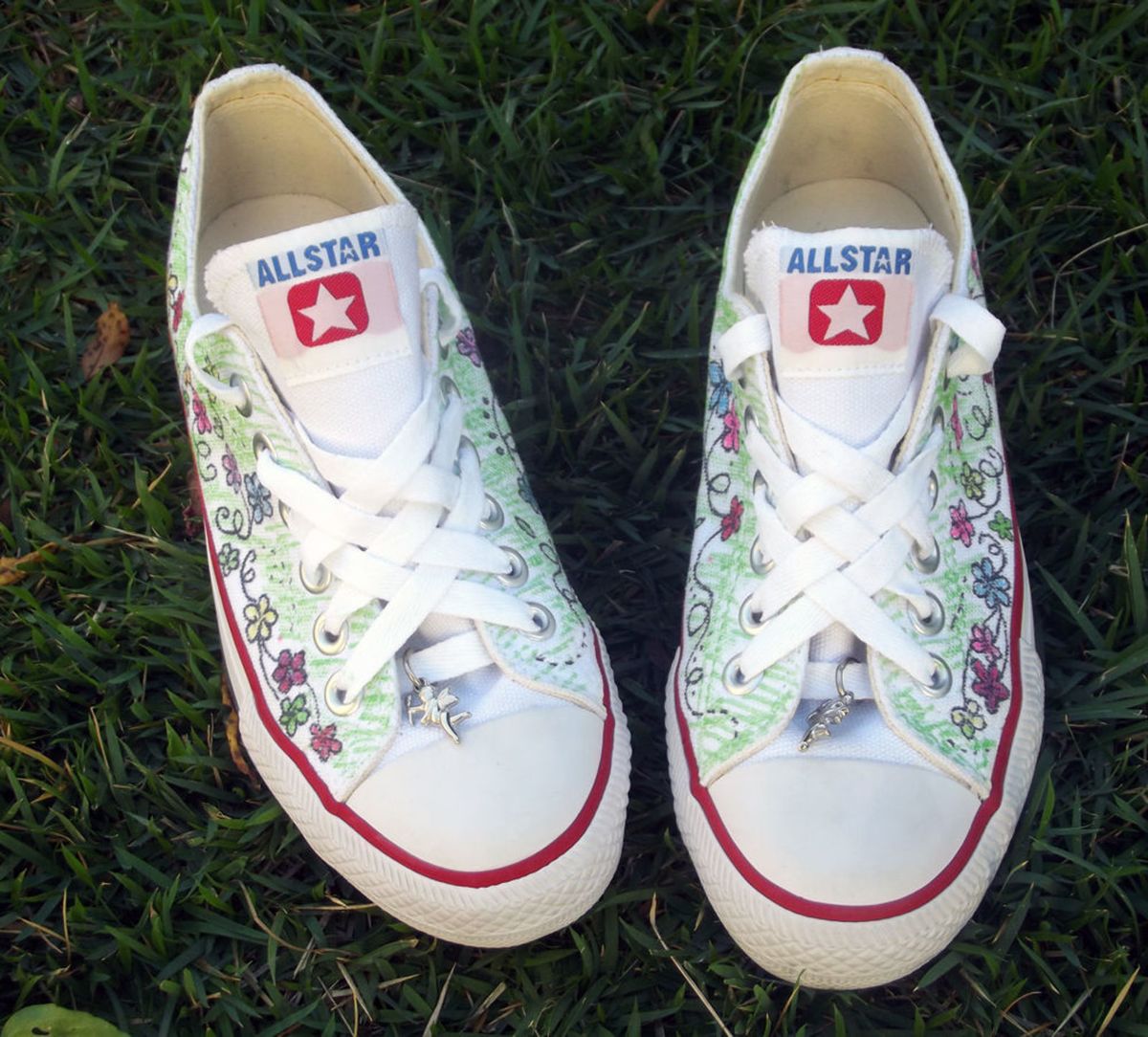 tenis all star decorado