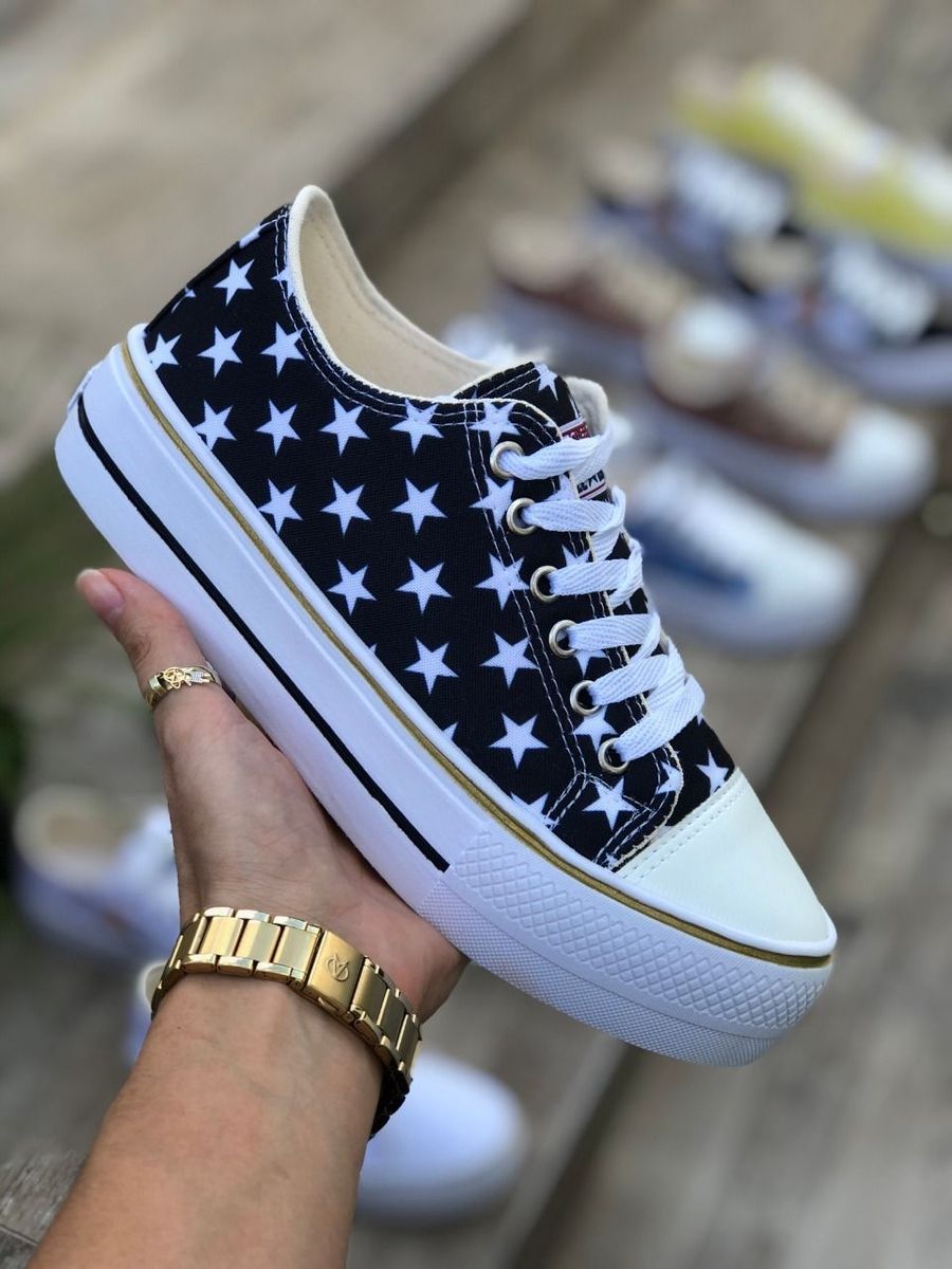 tenis all star de estrelinha
