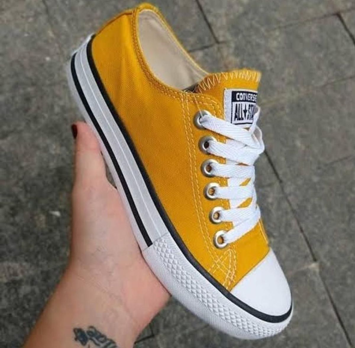 Como Tirar O Amarelado Do Tenis All Star