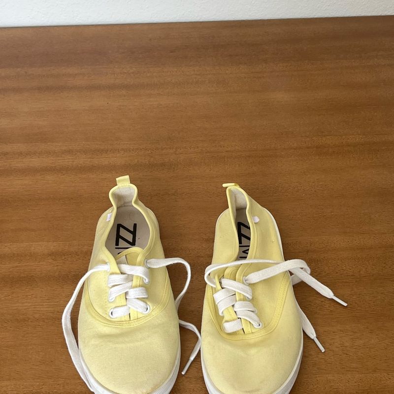 Tenis arezzo hot sale amarelo