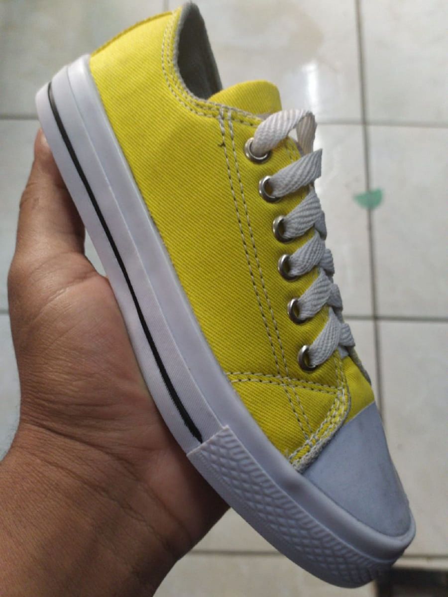tenis all star infantil amarelo
