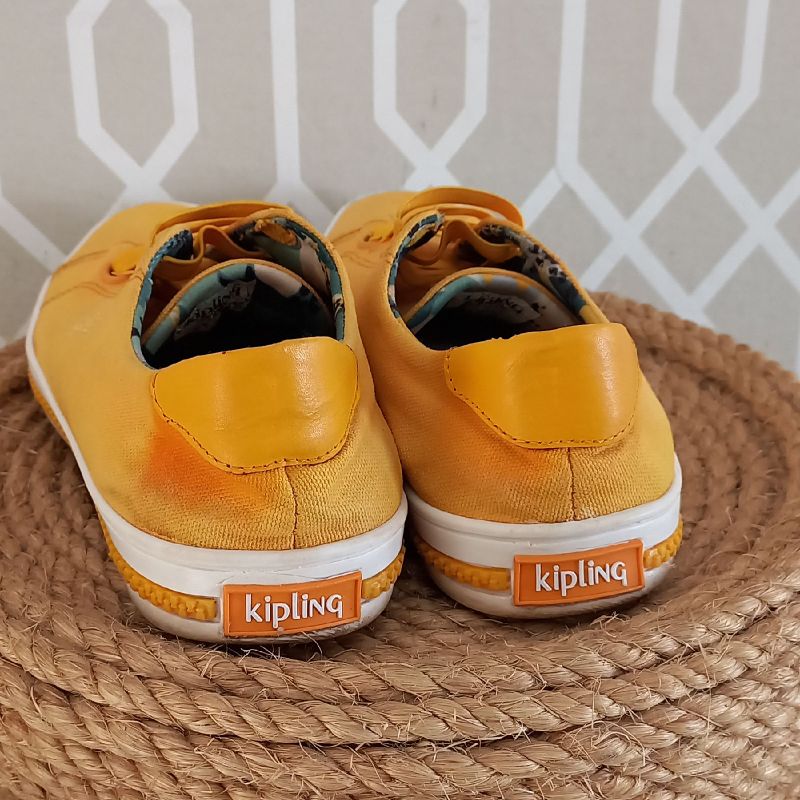 Tenis sales kipling amarelo