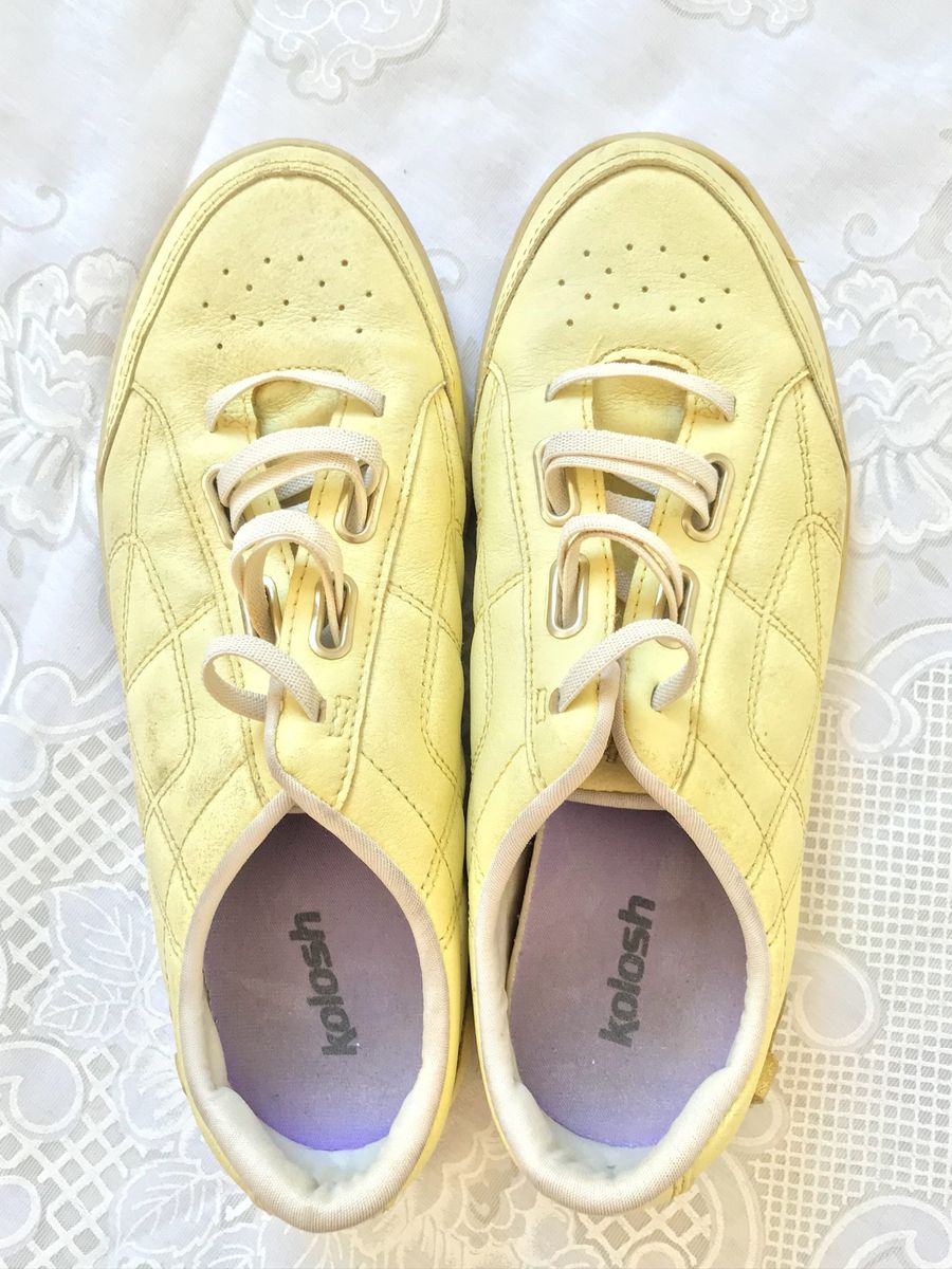 tenis kolosh amarelo