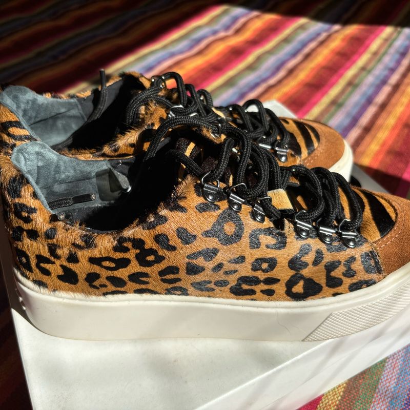 Tenis Schutz Animal Print SCHUTZ Tênis Animal Print Pause Fashion
