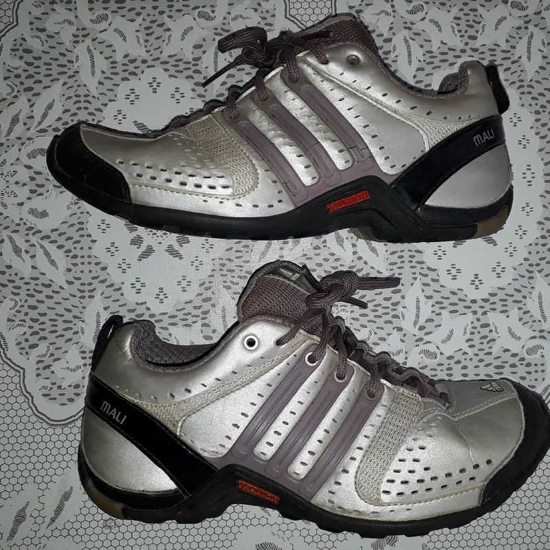 Tenis adidas antigos anos 2024 2000