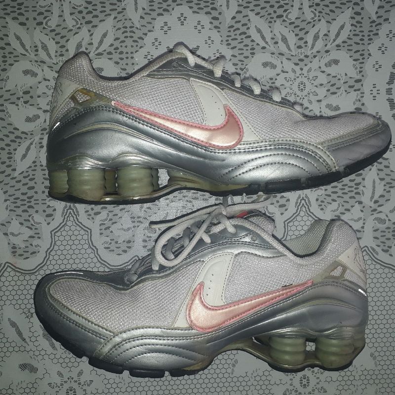 Tenis antigos hot sale da nike