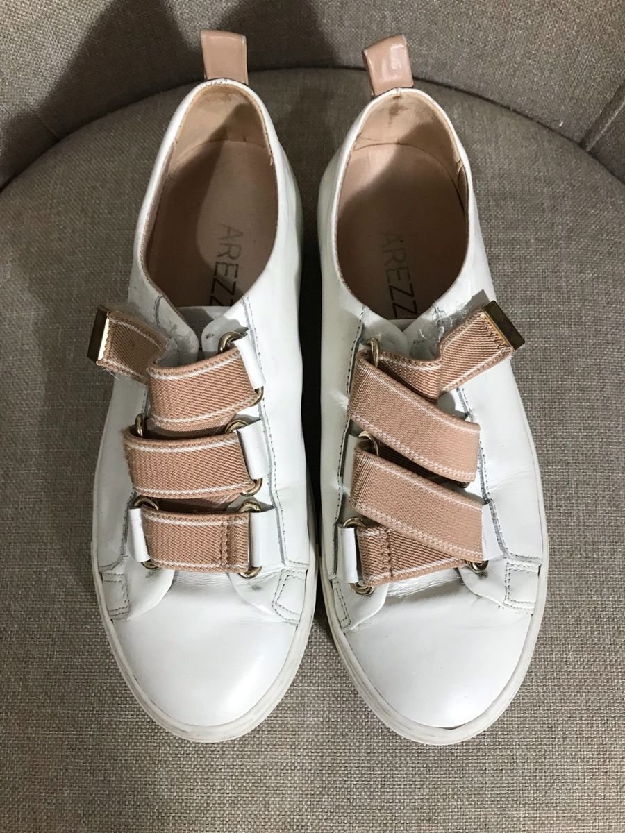 Tenis Arezzo em Couro Branco C Velcro Sapato Feminino Arezzo