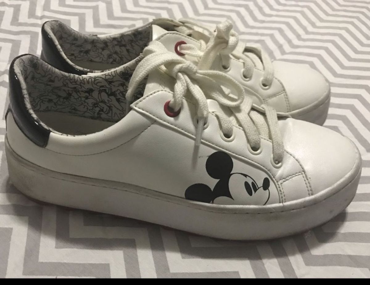 tenis mickey arezzo