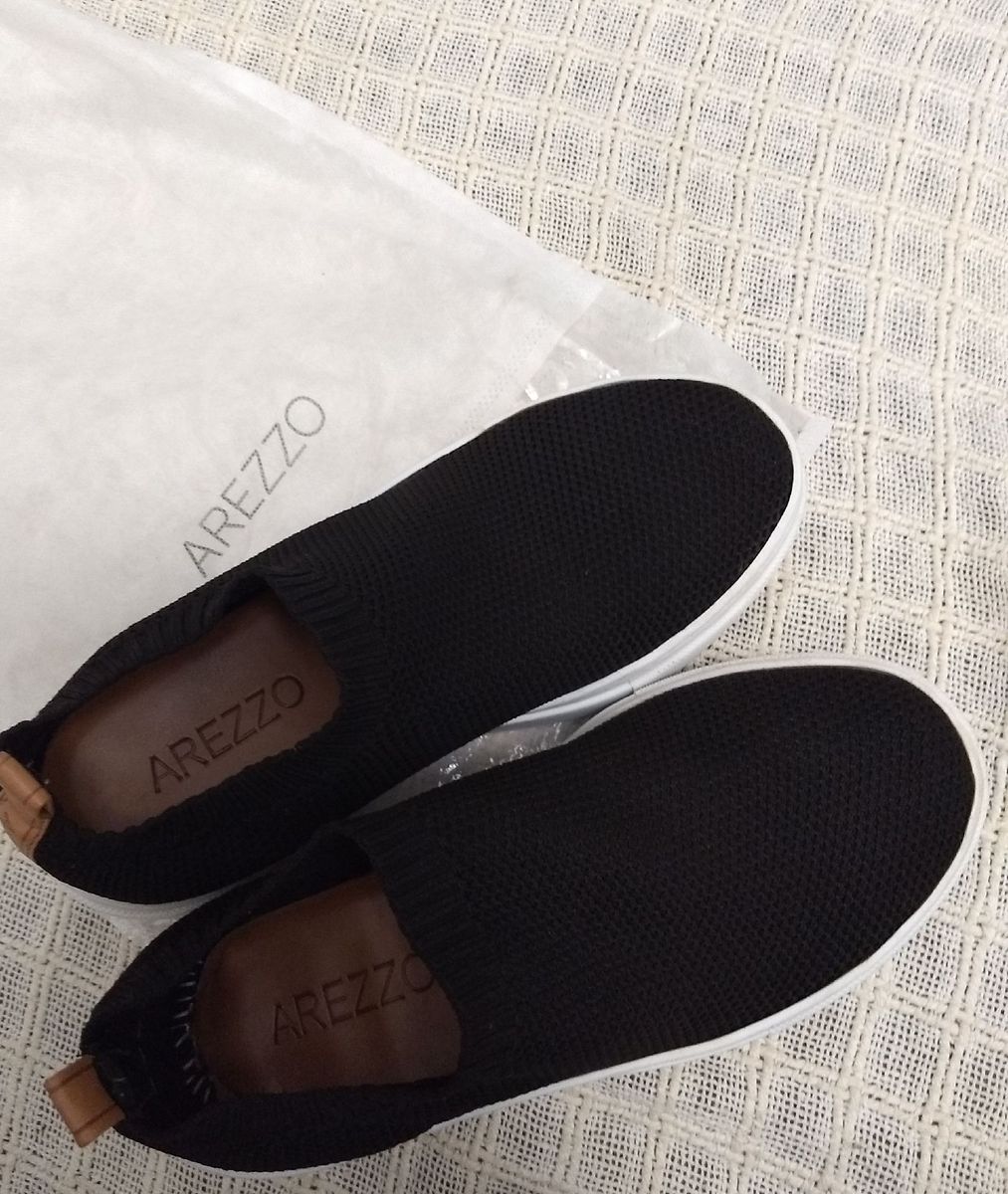 tenis preto arezzo