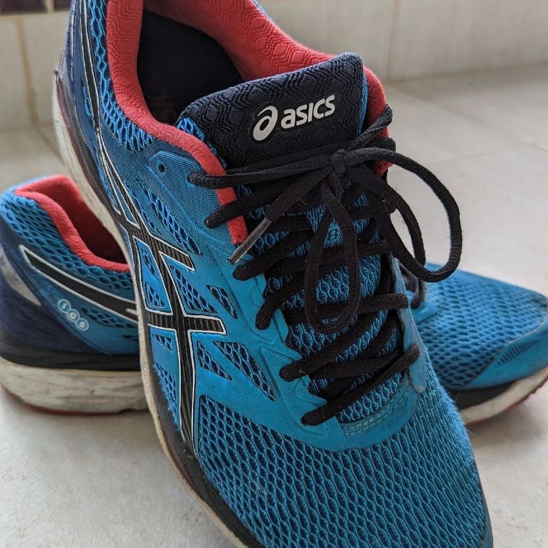 Tenis best sale asics 42