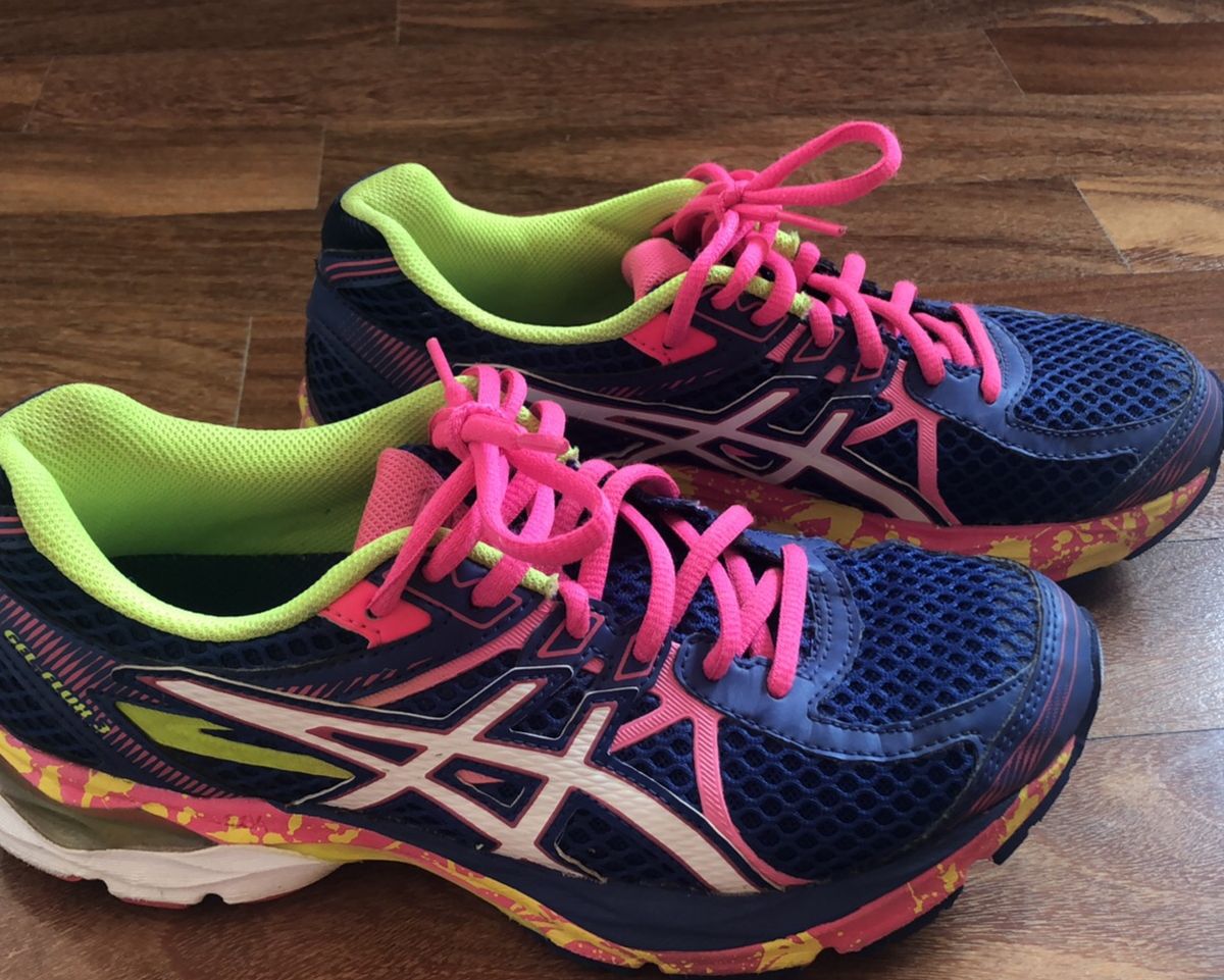 asics gel rocket 4